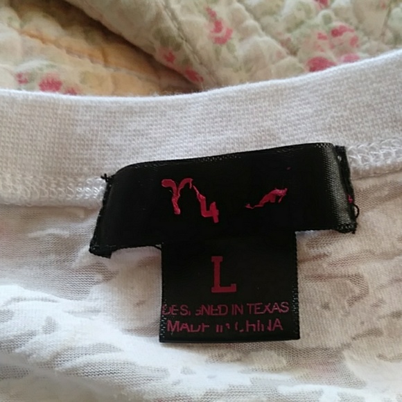 White graphic tee - Picture 2 of 2